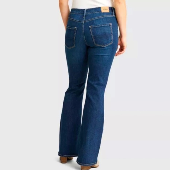 Women's Denizen Levi’s Blue Mid Rise Bootcut Jeans - Picture 2 of 6